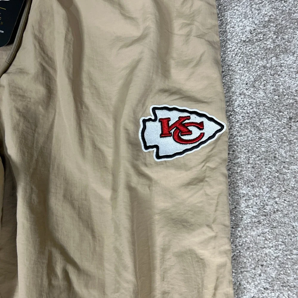 Pro Standard Kansas City Chiefs Womens Track Pants Tan Logo Joggers M NWT‎